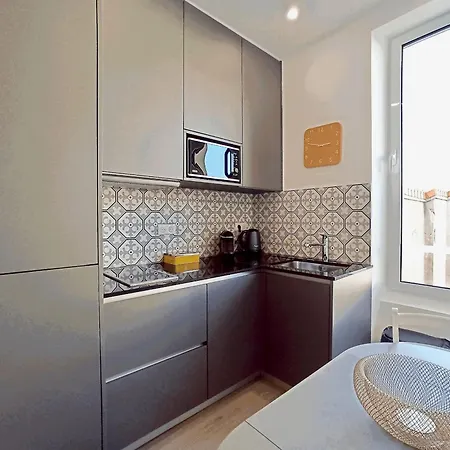 Διαμέρισμα Brand-new 1 Bedroom Fully Refurbished